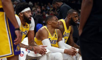 Lakers’ Big 3 talked together on phone, committed to ‘make it work’