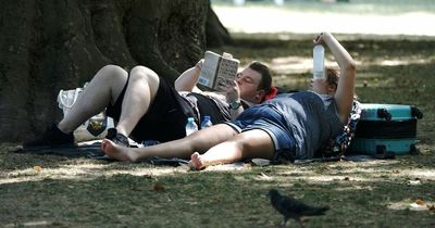 How to stay cool in the heat - top tips whether you're home, travelling or trying to sleep