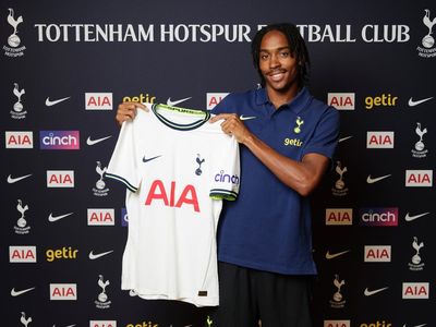 Tottenham make Djed Spence sixth signing of summer transfer window