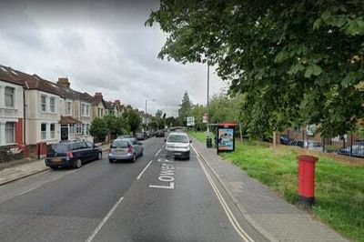 Murder probe as 34-year-old man stabbed to death in Mortlake