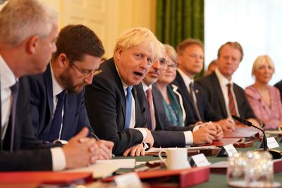 Race to replace UK's Boris Johnson heats up as end in sight