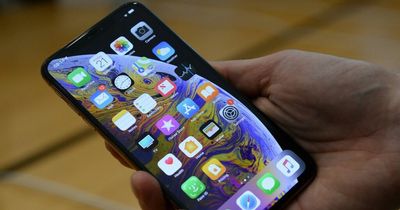 Warning over Apple and Android phones in UK heatwave