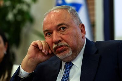 Israel Finance Minister seeks transfer of Russian funds to immigrants