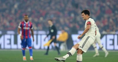 Manchester United captain Harry Maguire loudly booed by fans vs Crystal Palace