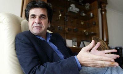 Jafar Panahi sentenced to six years in jail