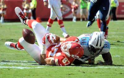 Chiefs’ Travis Kelce recalls getting laid out by ex-Titan Bernard Pollard in 2014