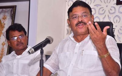 Don’t give scope for disputes between Telugu States: AP Minister