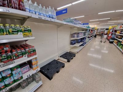 Heatwave leaves supermarket shelves empty as shoppers race to buy water and ice cream