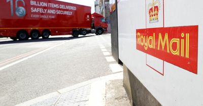 Royal Mail workers vote overwhelmingly in favour of strikes after 2% pay offer