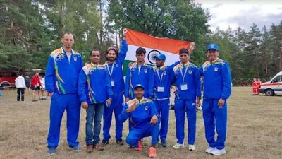Father of five, wins his fifth international medal in cross country and fourth gold