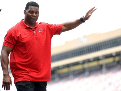 Herschel Walker claims to be former FBI agent and recalls almost killing someone in resurfaced clip