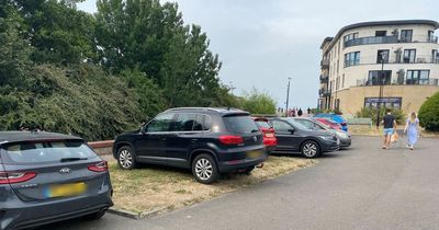 Popular Edinburgh beach flooded with 'illegal' parkers as visitors told to arrive on foot