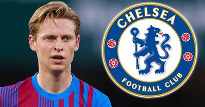 Chelsea 'to make Frenkie de Jong bid in hours' with Man Utd transfer in major doubt