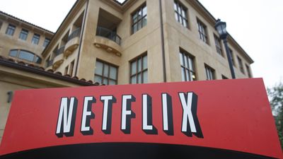 Netflix loses nearly 1 million subscribers. That's the good news