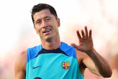 Robert Lewandowski completes Barcelona move as club confirm £42.5m deal