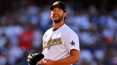 Clayton Kershaw Finally Takes It All in at Dodger Stadium