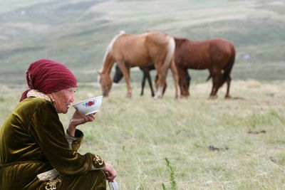 Kyrgyzstan promotes its traditional mare's milk to lure tourists
