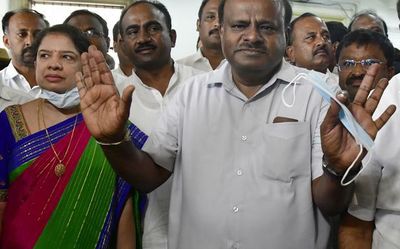 JD(S) leader H D Kumaraswamy puts own spin to D K Shivakumar’s CM aspirations