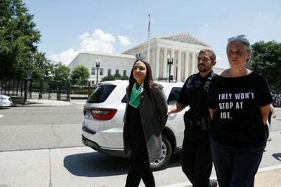 Alexandria Ocasio-Cortez among 17 congress members arrested at pro-choice rally