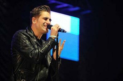 What is secondary drowning? Busted’s Charlie Simpson’s warning after son rushed to hospital