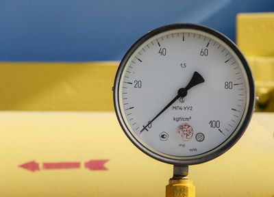 EU asks countries to cut gas demand by 15% until spring