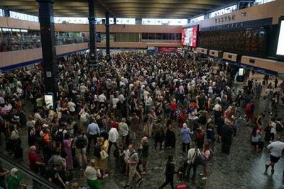 Rail passengers face chaos as trains from London Euston and Kings Cross cancelled after heatwave