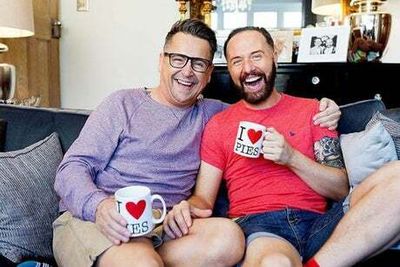 Gogglebox’s Stephen Webb apologises for pulling woman into swimming pool during ‘row’