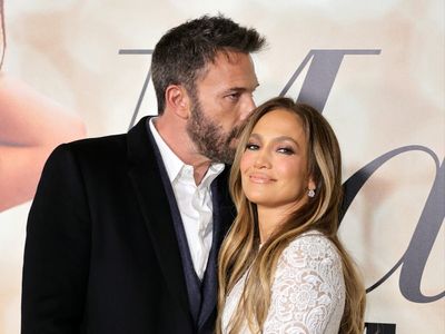 Resurfaced video shows Jennifer Lopez suggested Las Vegas wedding during first engagement to Ben Affleck