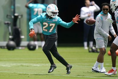 Keion Crossen explains why he chose to sign with the Dolphins