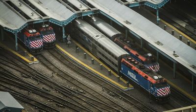 Metra calls on riders to help it create new schedule, meet demand