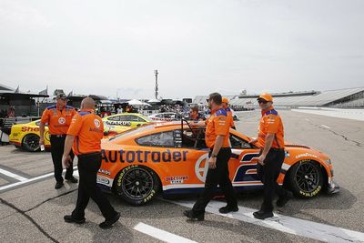 NASCAR suspends three from Austin Cindric's team for loose wheel