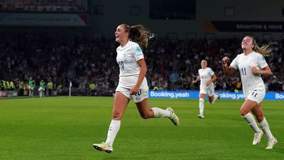 Stanway Stunner Sends England Through to Women’s Euros Semis