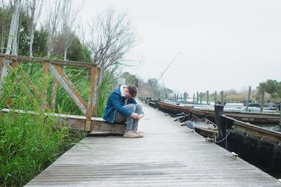 Thousands of young people ‘attempt suicide while waiting for NHS treatment’