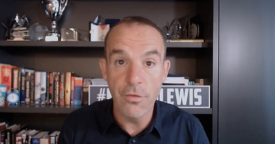 Calls growing for ‘consumer strike’ on energy bills – Martin Lewis