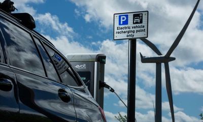 Next PM must get a grip on net zero plans or deter investment, warn Lords