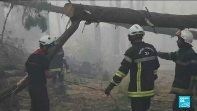New firebreaks help firefighters contain blazes in France’s Bordeaux area