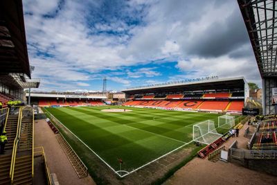 Dundee United sign Australian international Mark Birighitti for undisclosed fee