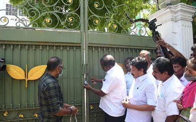 Seal removed from head office of AIADMK; premises in a shambles