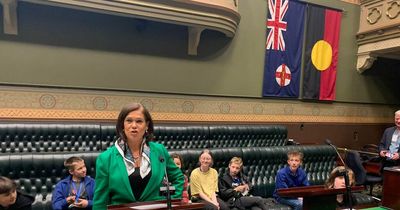 Mary Lou McDonald plays tribute to Dublin GAA player and says Irish immigrants are being ‘let down’ in Australia speech