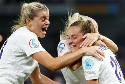 Super-subs provide selection headache for Sarina Wiegman as England gather momentum for semi-final showdown