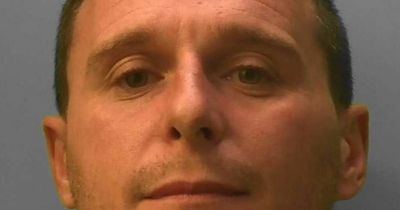 'Scouse Carlos' stabs man, Cocaine fuelled thief and divided opinions over bar