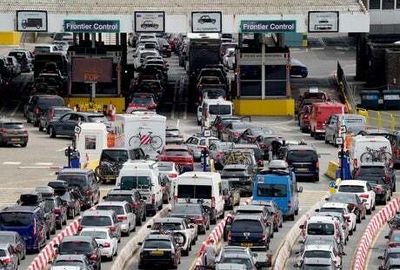 Summer holiday getaway ‘craziness’ as families hit with three-hour queues at Dover