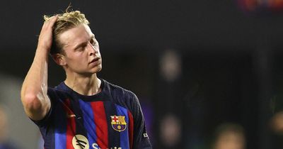 'They can have him' - Manchester United fans fume at latest Frenkie de Jong reports