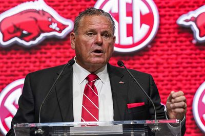 Arkansas coach Sam Pittman had a hilariously dry response to learning his team’s record against the spread