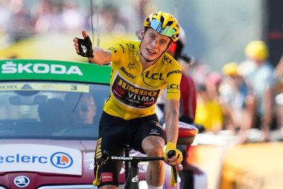 Jonas Vingegaard extends Tour de France lead with victory on stage 18