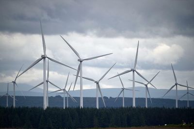 UK Government 'ideology' costing Scotland 2500 skilled green jobs, report says