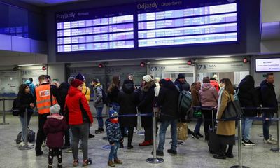 Ten UK sex offenders travelled to Poland after Ukraine invasion, says NCA