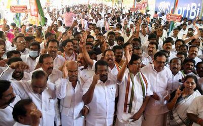 Kallakurichi violence a failure of the State police, charges Alagiri