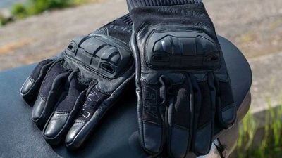 Louis' Fastway Offroad Gloves Offer Certified Protection At Low Cost