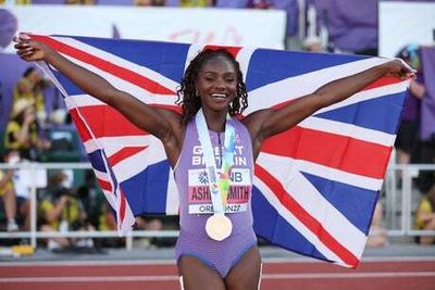 Dina Asher-Smith wins world bronze as Shericka Jackson runs second fastest 200m in history